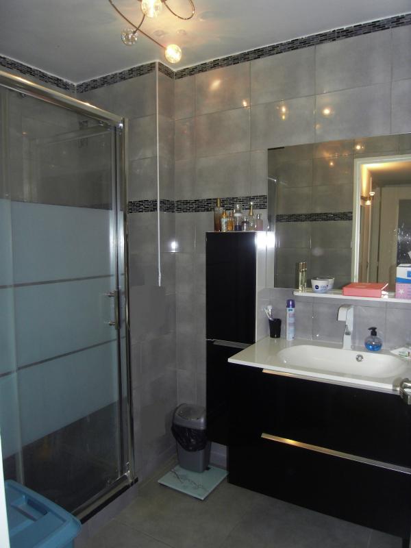 A la vente appartement t3 de 81 m² à Montolivet Marseille 12e, parfait état