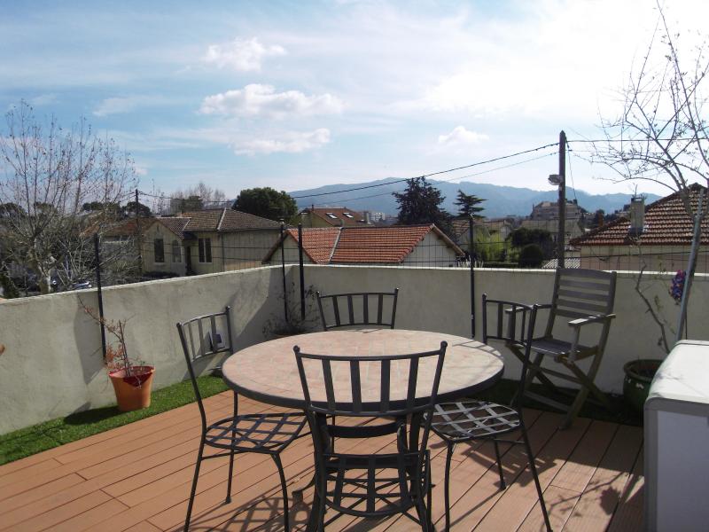 A la vente à St Barnabé Marseille 12e appartement t4 avec garage et terrasse