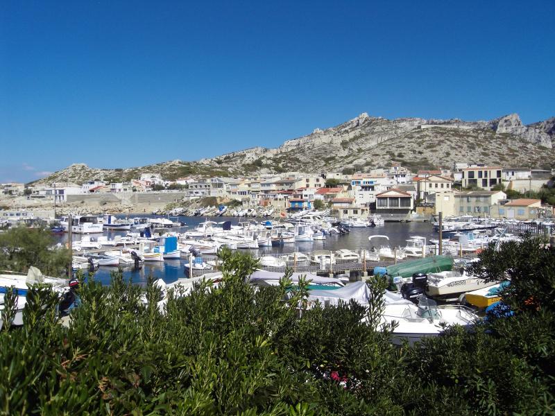 Recherchez-vous une villa à vendre dans un cadre exceptionnel et en bord de mer ?
