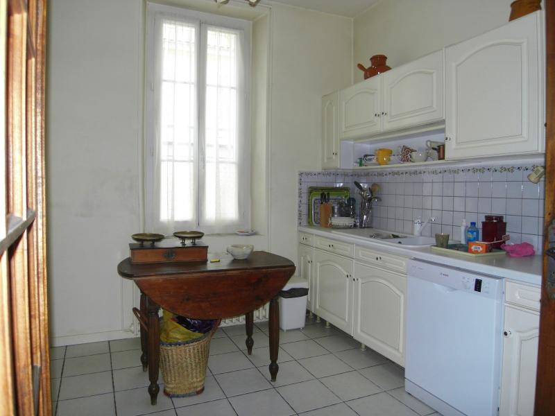 A vendre aux Chutes Lavie Marseille 4e maison de ville 3 pièces + dépendances