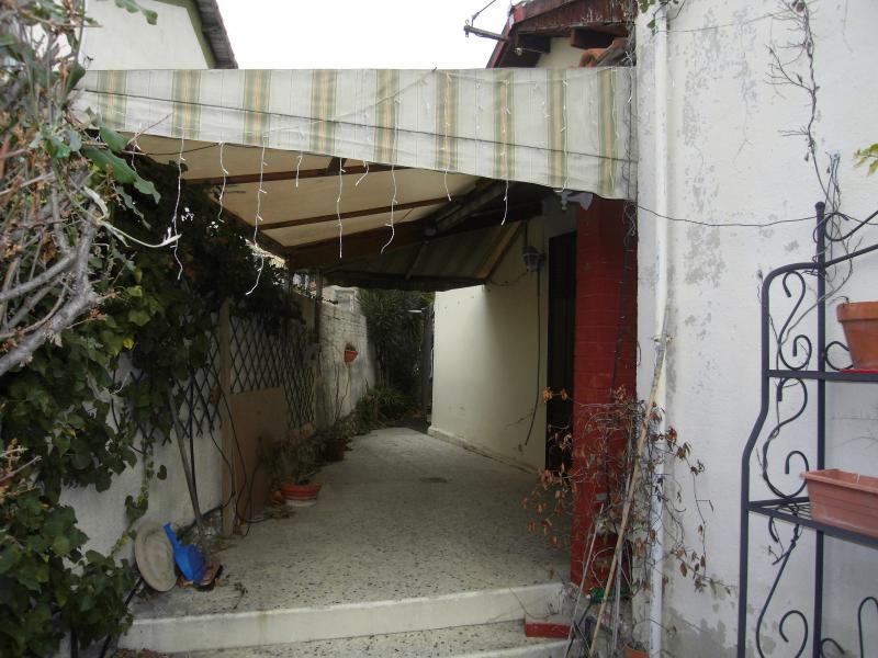 Au centre du village de Saint Barnabé Marseille 13012 maison à rénover à vendre