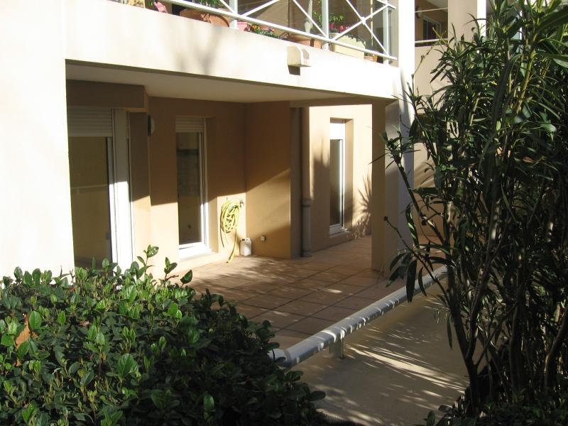 A la vente à Marseille St Barnabé village appartement t2 avec garage, terrasse et cave