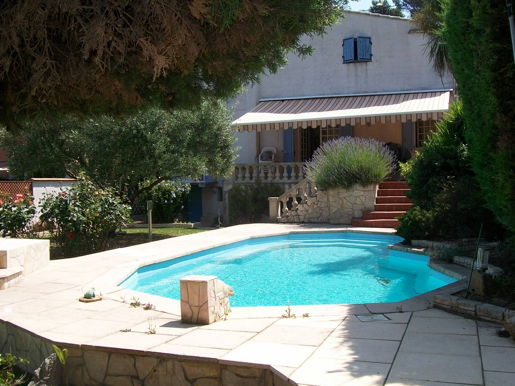 A vendre à Marseille les Olives 13013 maison 4 chambres et piscine