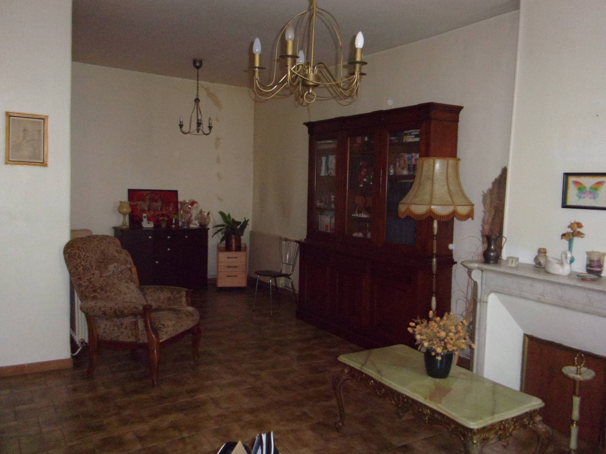 A vendre bel appartement type 5 spacieux et lumineux dans immeuble marseillais Réformés - Libération 13001 Marseille