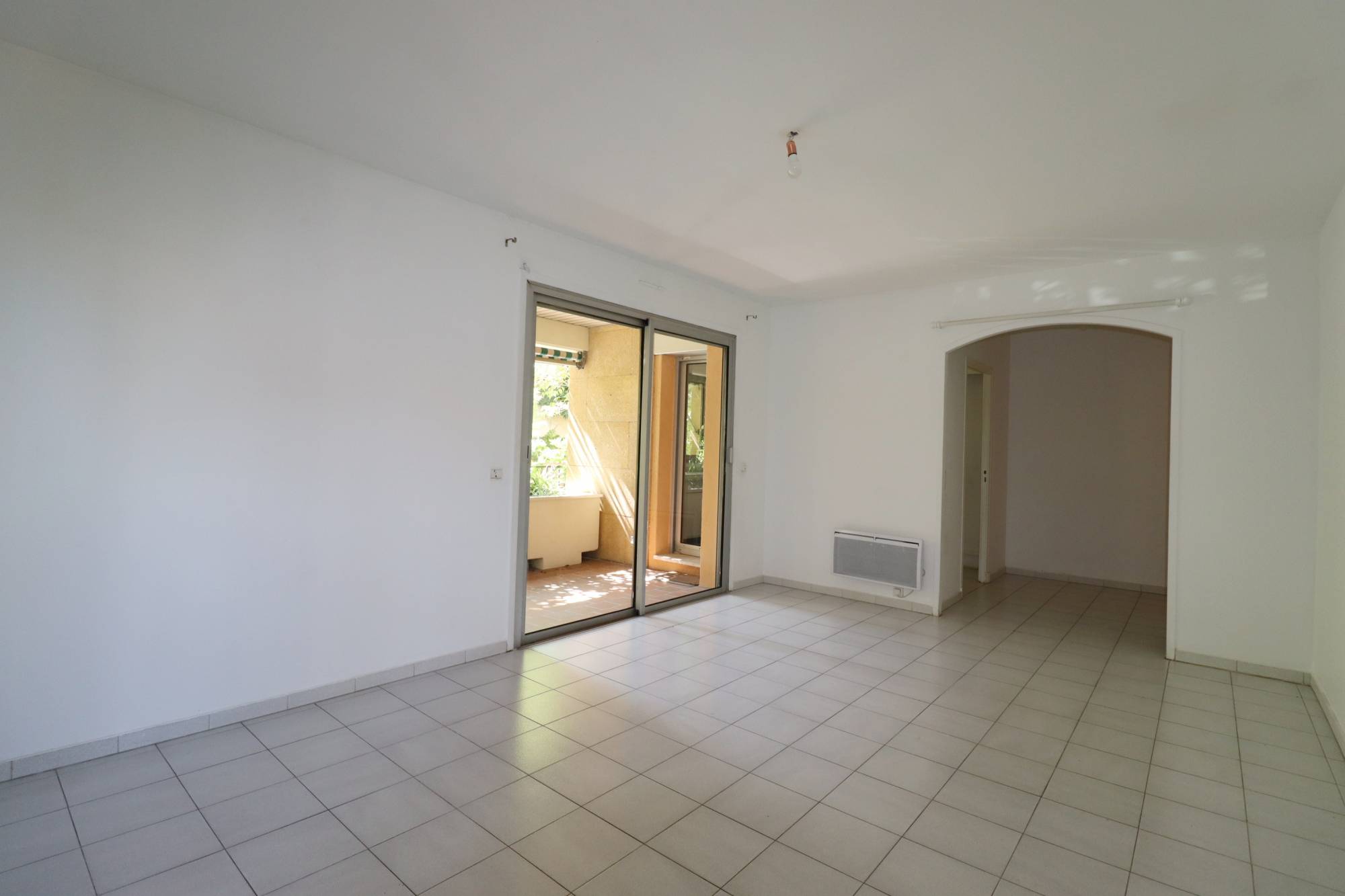 A vendre appartement 3 pièces en rez de jardin sur le village de Saint Barnabé 13012 Marseille