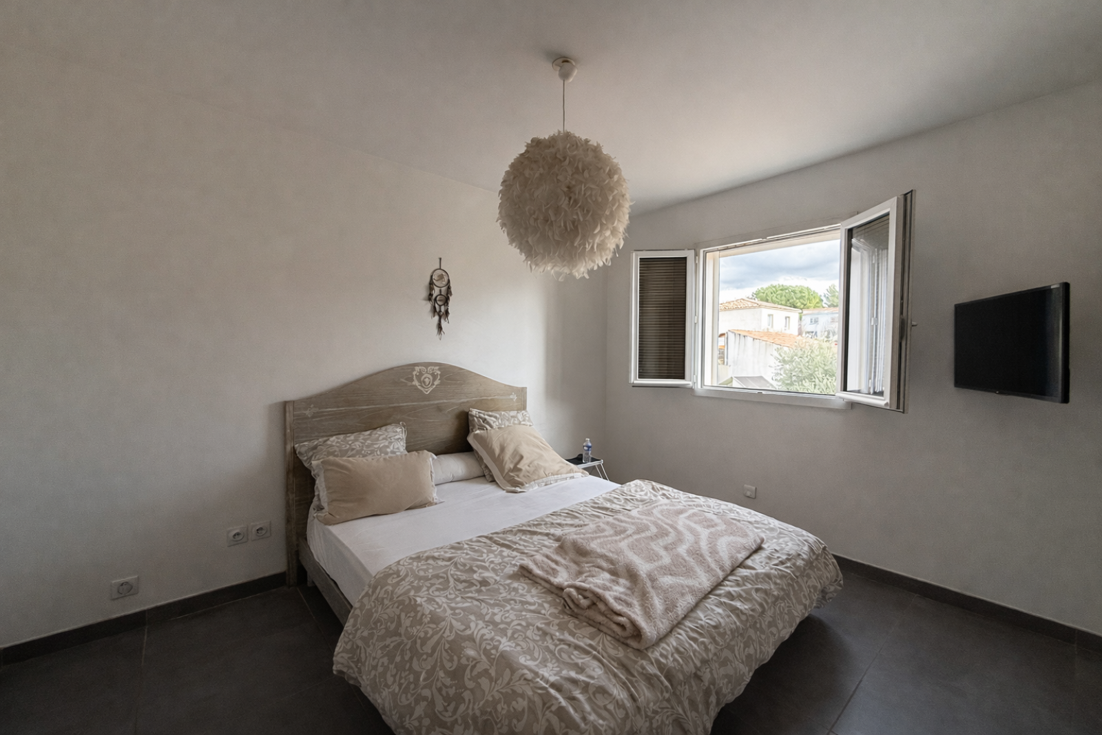 Élégante maison familiale contemporaine avec jardin arboré – Allauch