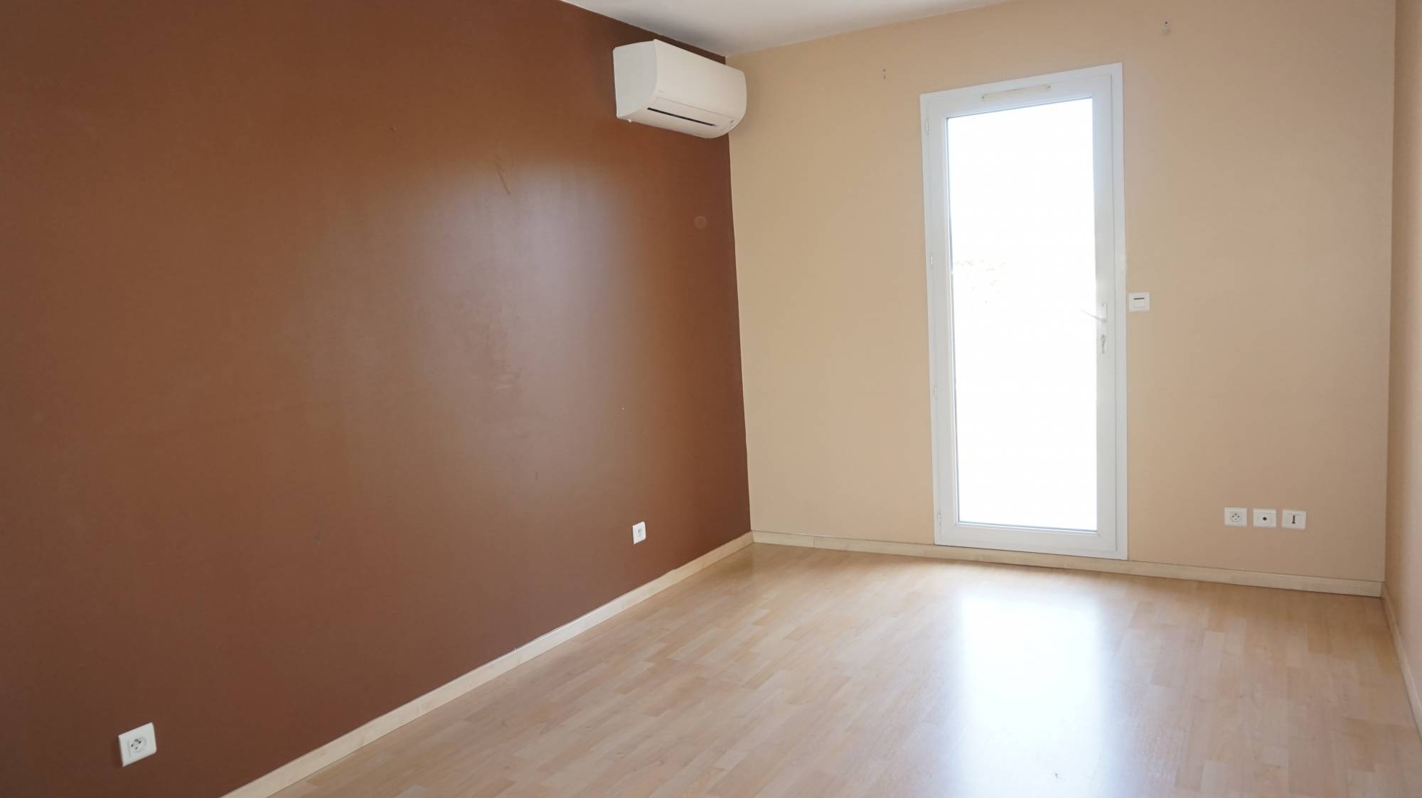 sur le secteur de plan de cuques maison à la vente de 81 m² à quelques minutes du village de plan de cuques