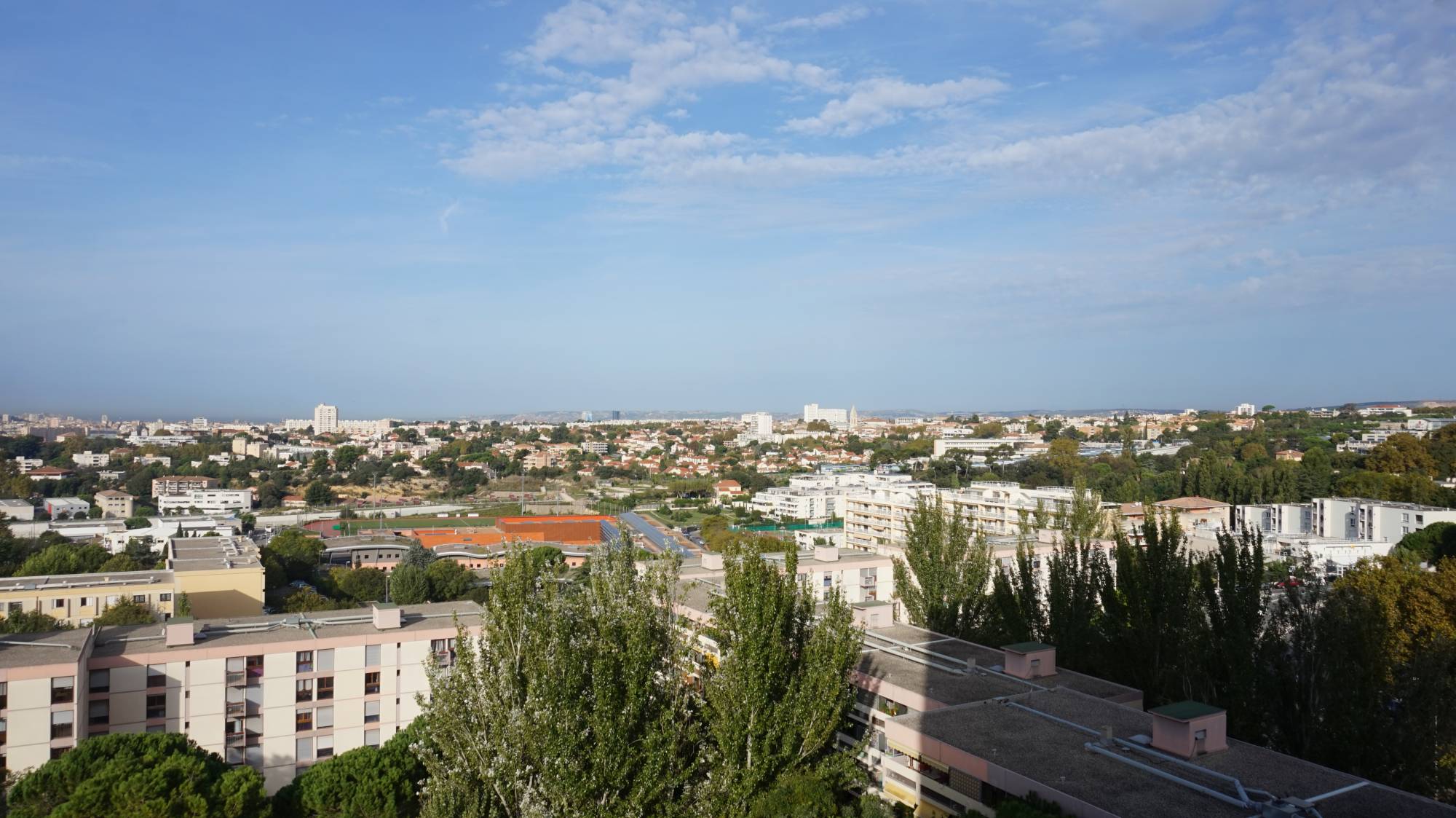 appartement 4 pièces de 86 m² avec une vue magnifique et dégagée sur Marseille