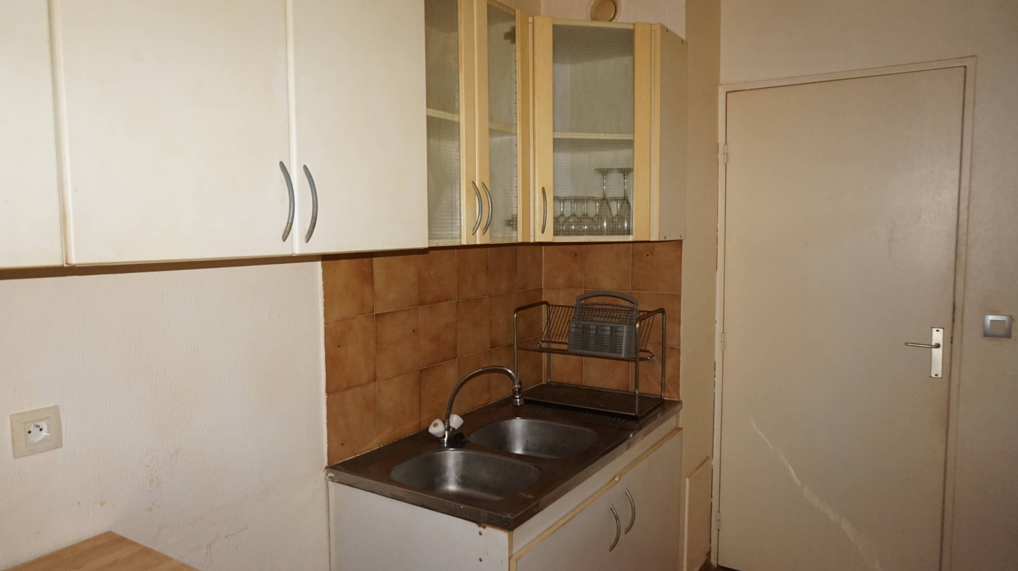 A vendre Appartement 2 pièces en rez de chaussée avec terrasse Le Cabot 13009 Marseille
