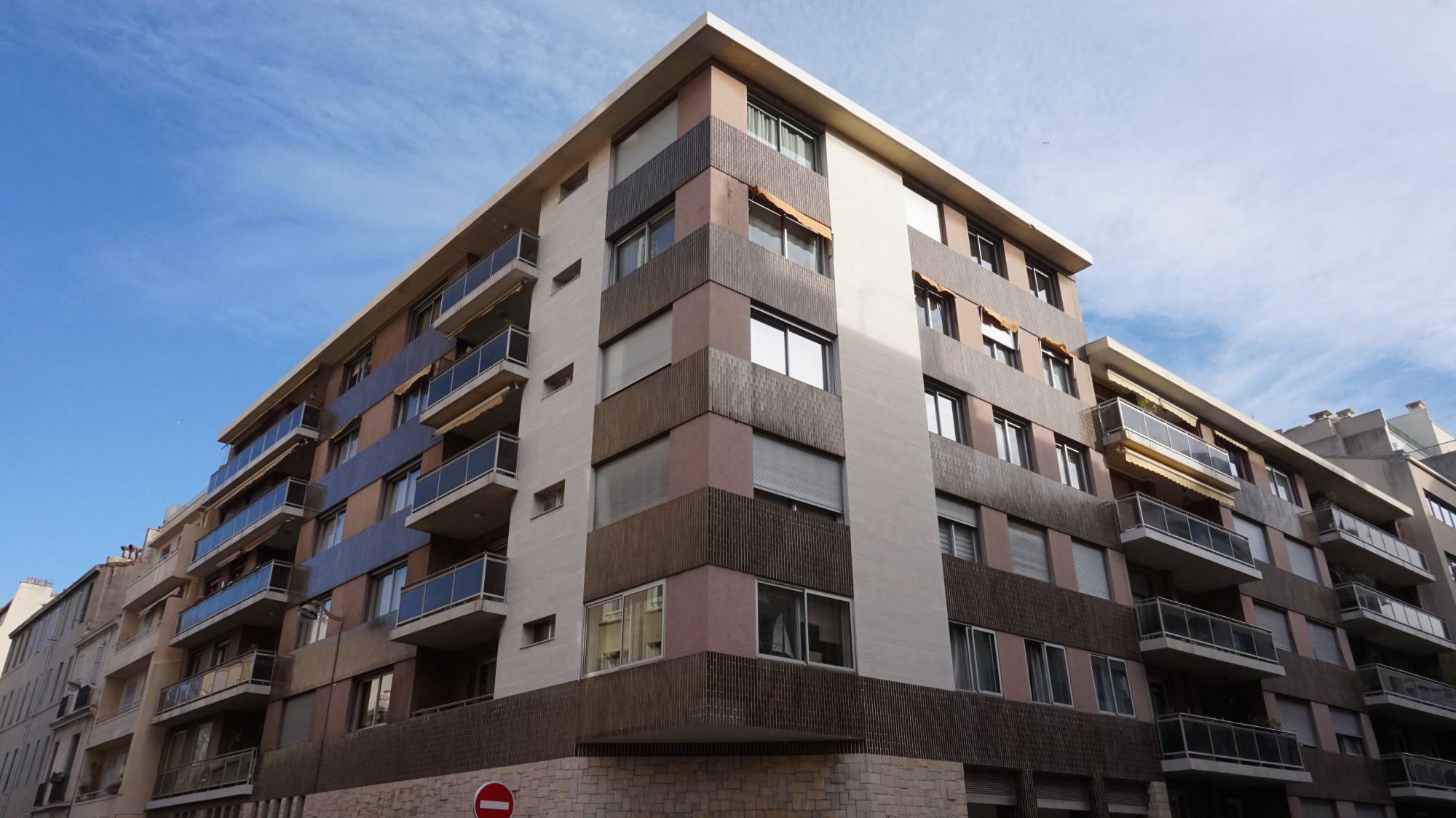 A vendre grand appartement de 162 m² avec 5 chambres - immeuble de standing Secteur Périer 13008 Marseille