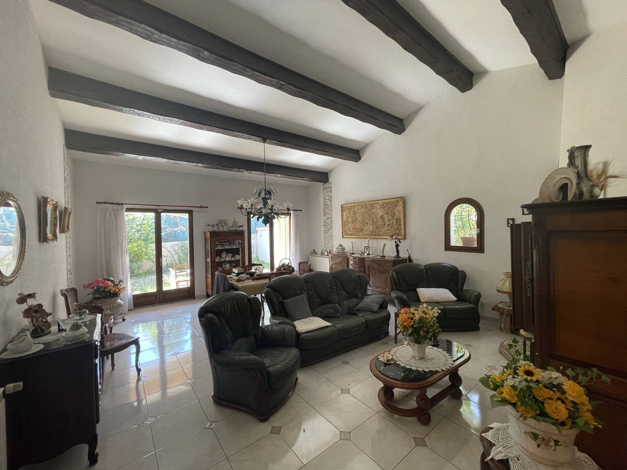 A vendre villa dans lotissement maison en R+1 de 116 m² sur parcelle de 359 m² avec 3 chambres 13190 ALLAUCH