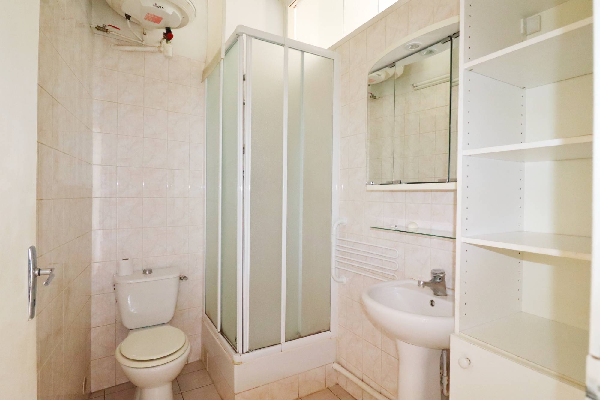 Investissement locatif  A vendre appartement de type 1 / 2 de 35 m2 Secteur Timone 13005 Marseille