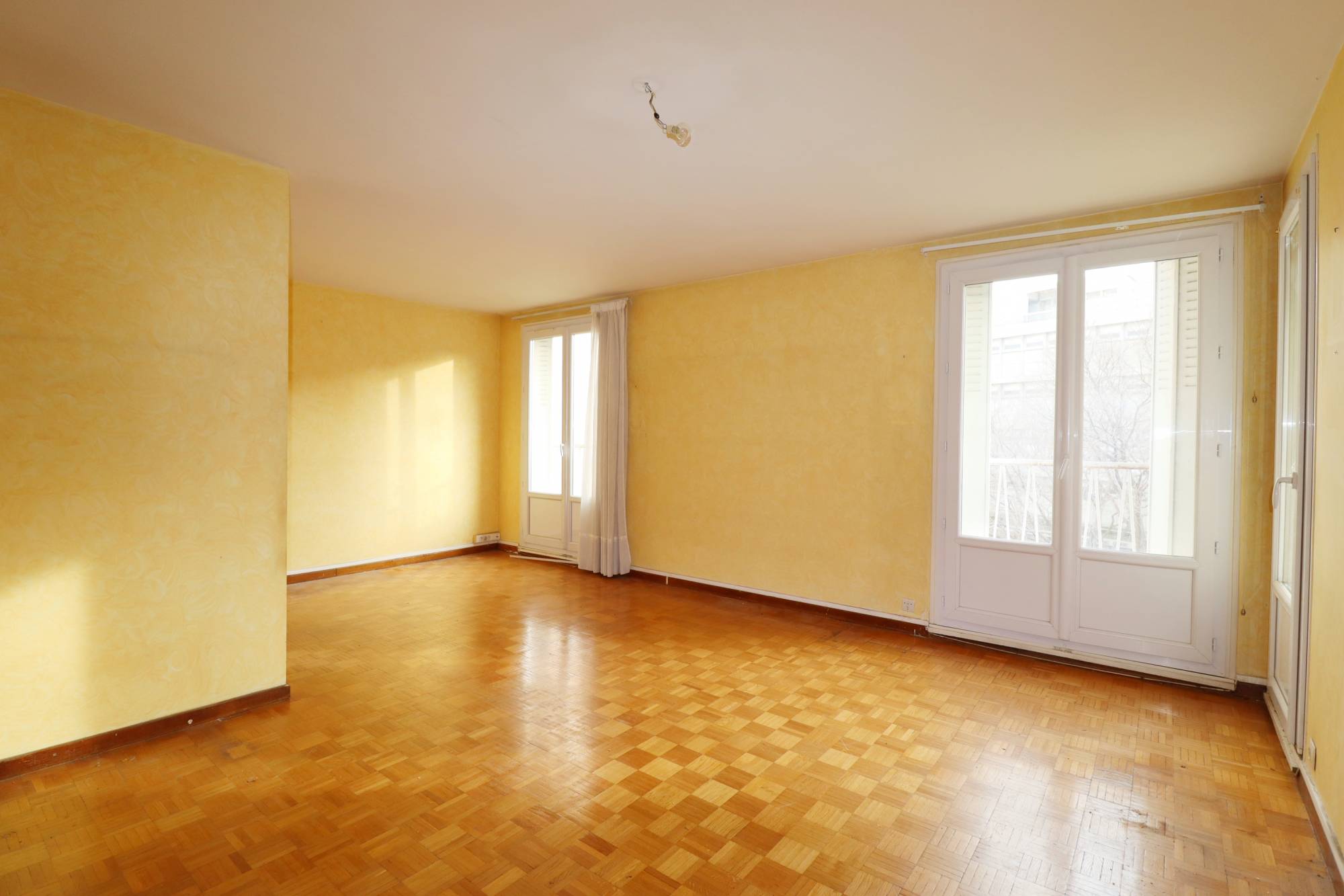 A l'achat appartement 3 pièces spacieux secteur de la Timone 13005 Marseille