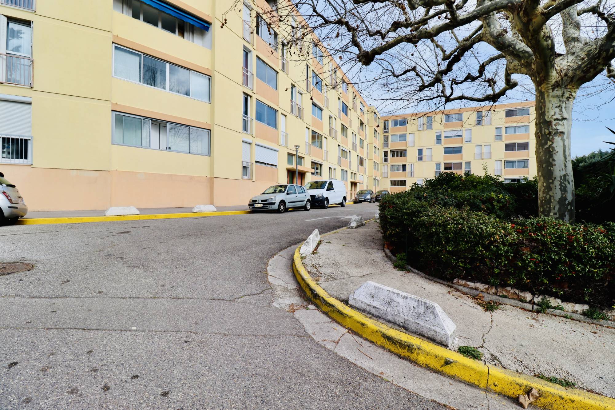 A vendre logement occupé sur la ville d'Aubagne 13400 Aubagne