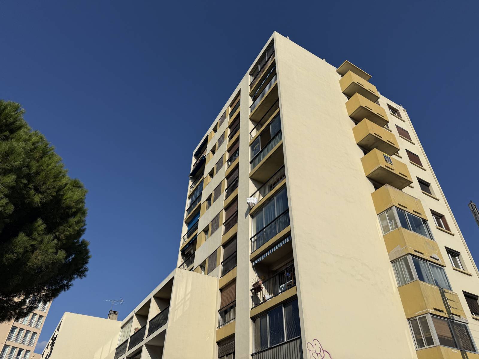 Appartement T3 lumineux avec cave Chutes Lavie  – 13013 Marseille