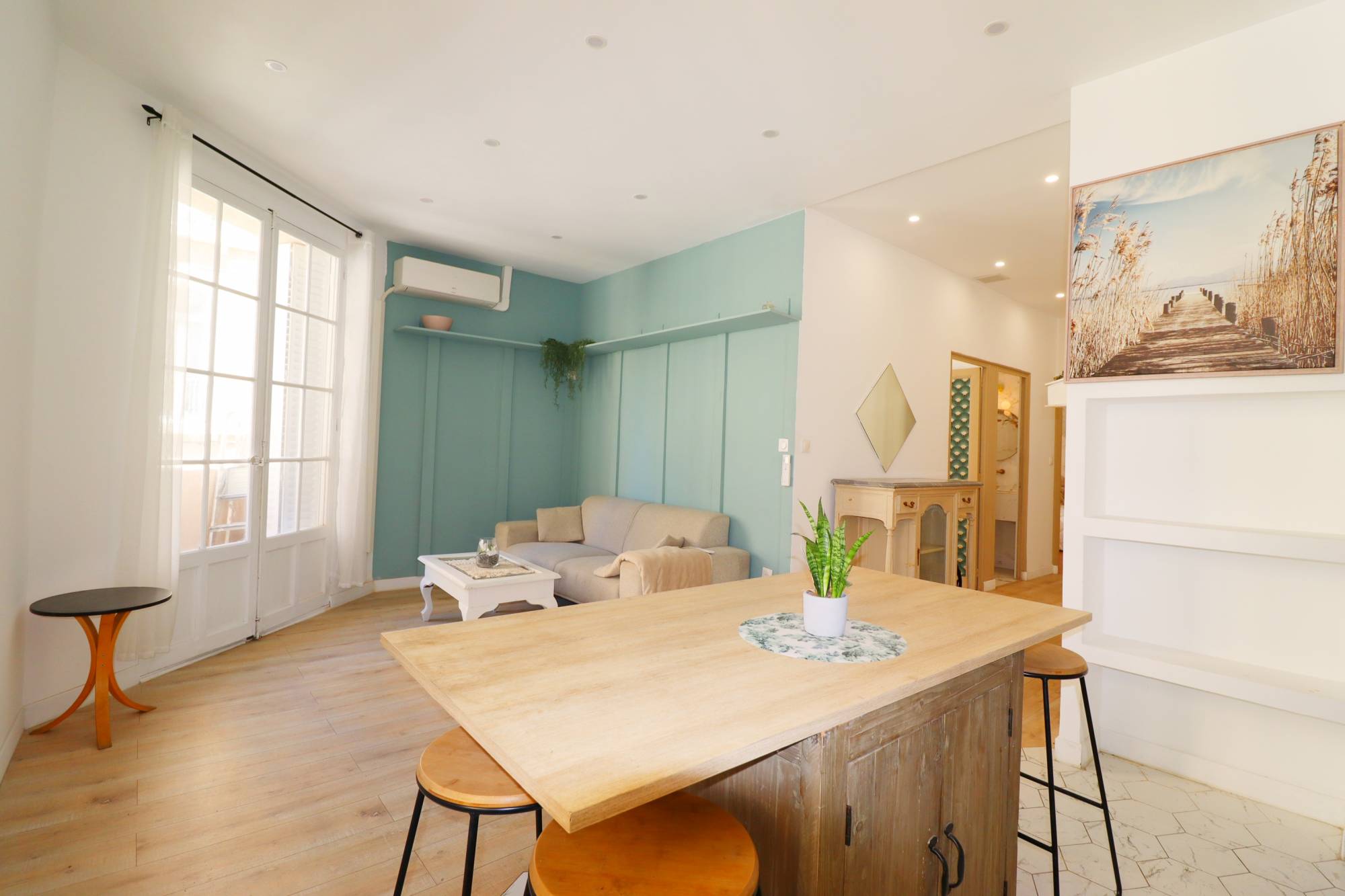 séjour A vendre appartement 3 pièces sur le secteur de Longchamps 13001 Marseille