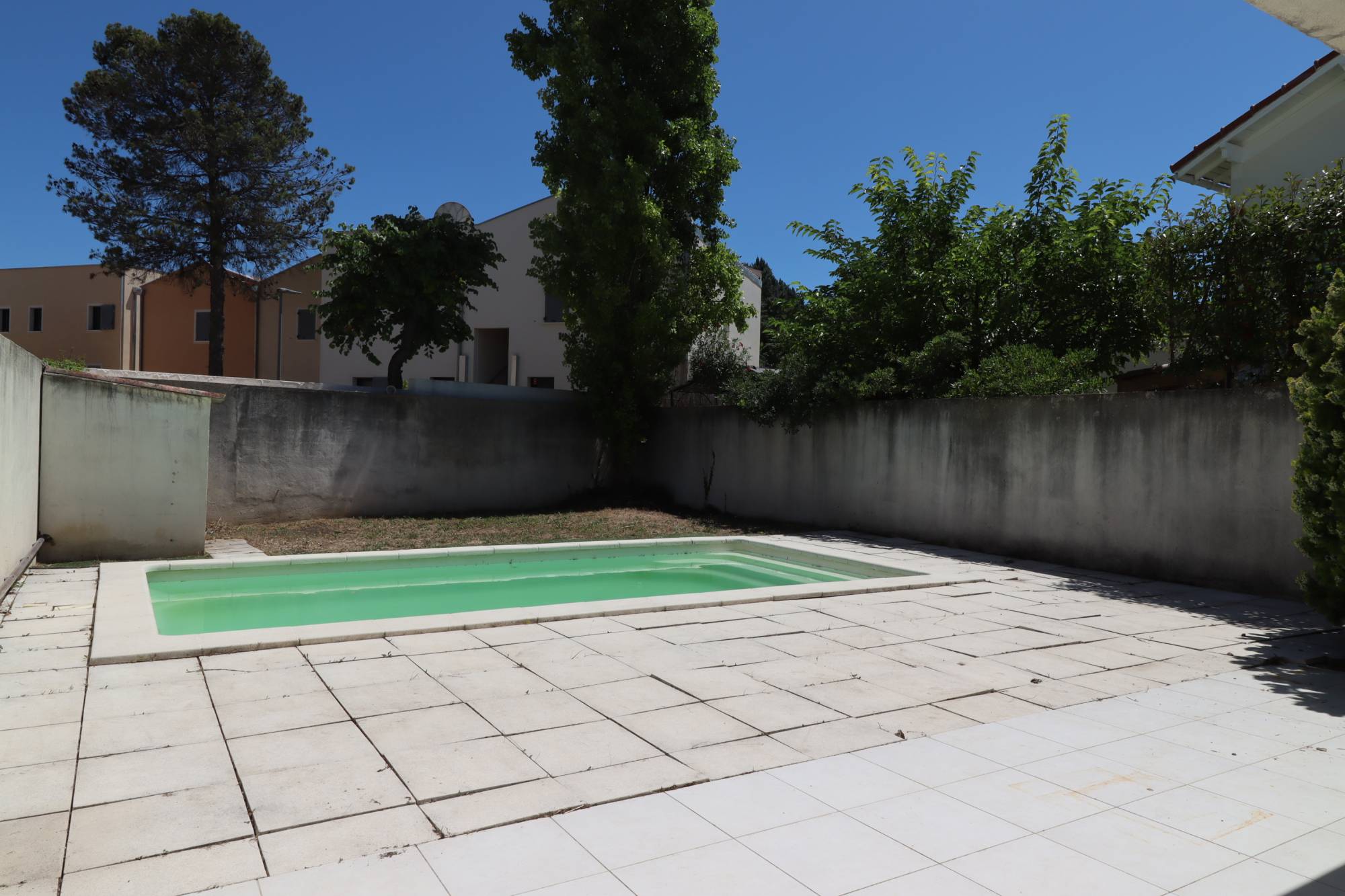 piscine A vendre maison de type 5  avec jardin et piscine entre Saint Julien et Beaumont 13012 Marseille