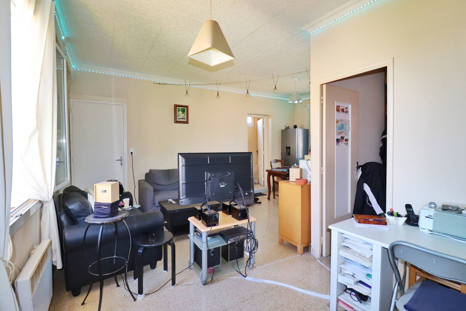 A vendre, pour investissement locatif, appartement 2 pièces secteur de Montolivet 13012 Marseille