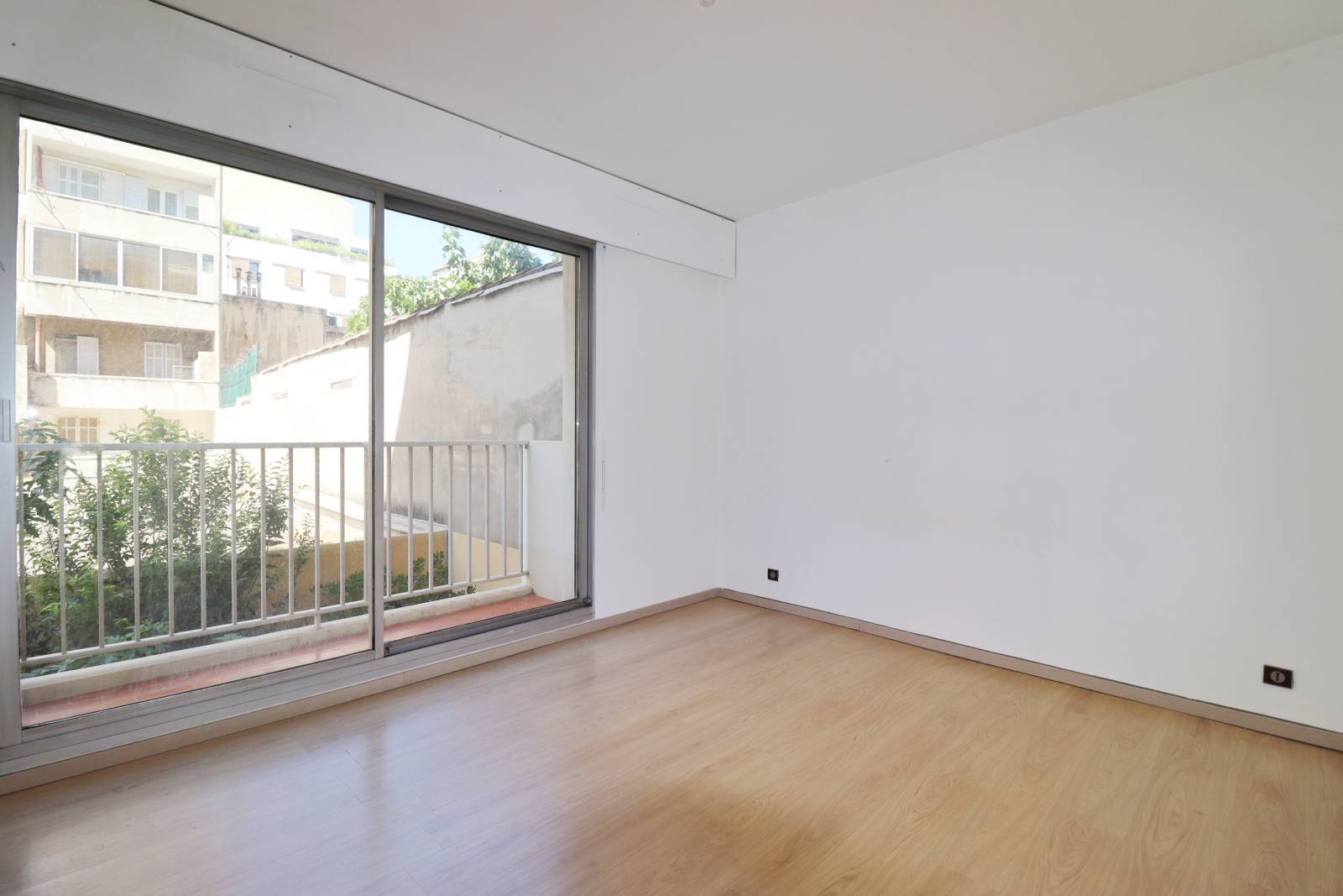 A vendre appartement 3 pièces Prado Paradis 13008 Marseille 