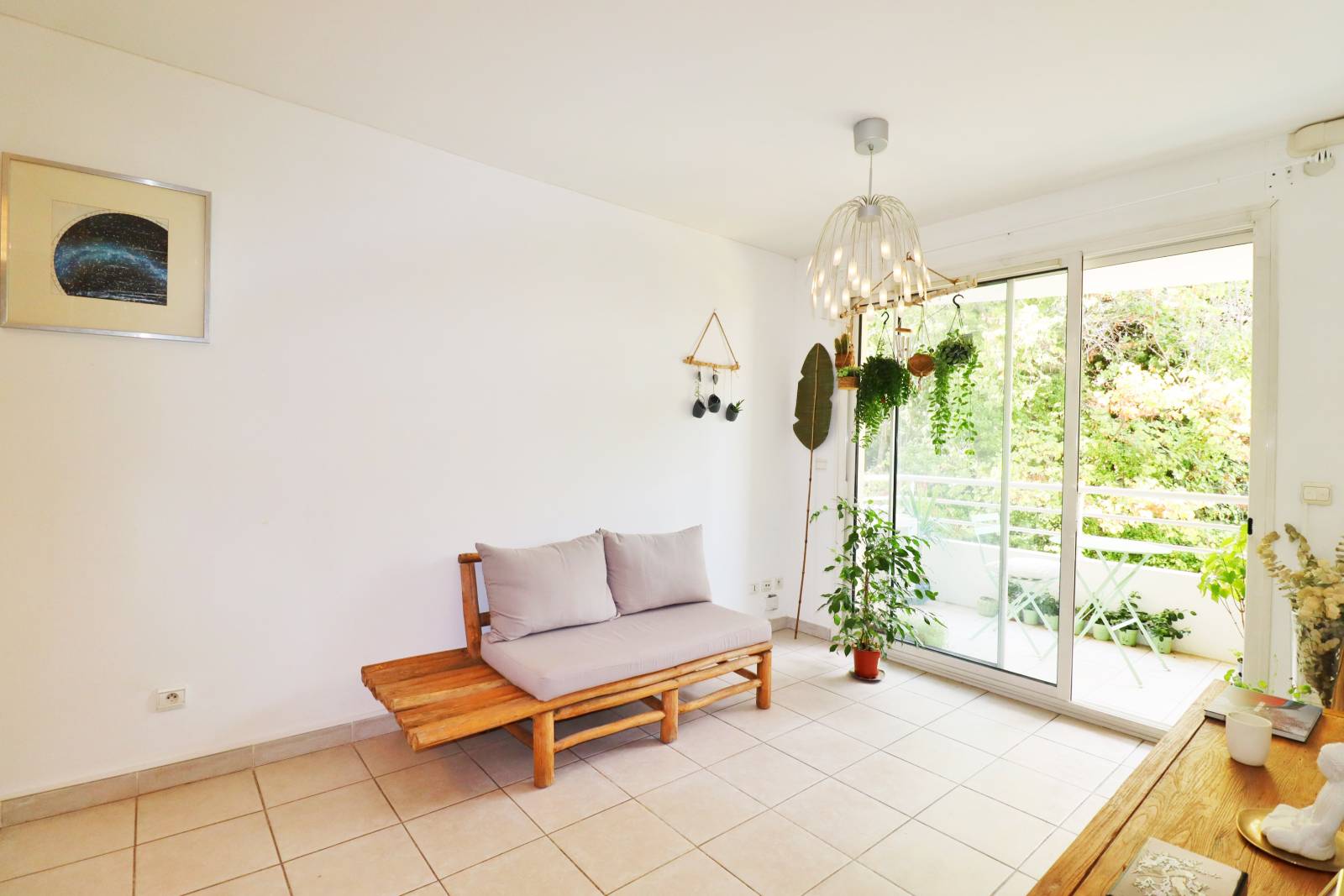 A vendre appartement 2 pièces occupé Saint Barnabé village 13012 Marseille 