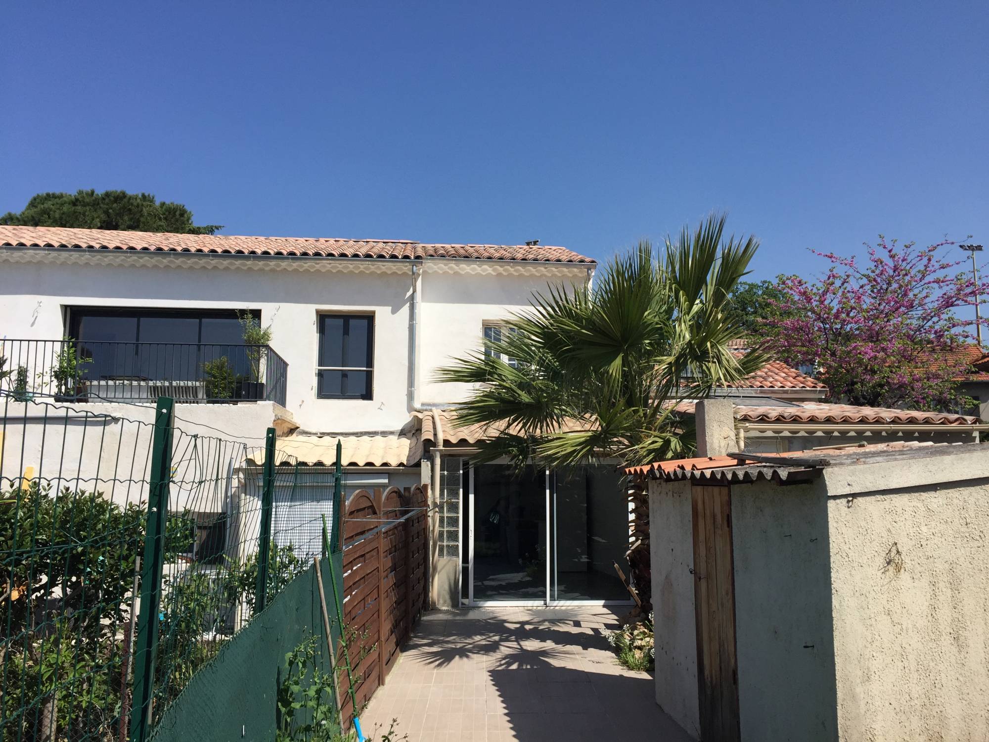 A la vente Beaumont/La Fourragère 13012 Maison de ville 3 pièces de 50 m² avec terrasse et jardin