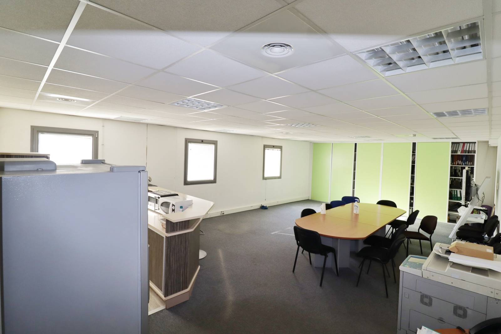  À VENDRE – Ensemble de bureaux professionnels – Marseille 3e – 485,83 m² Carrez