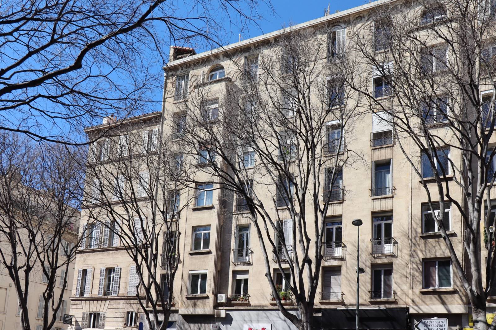 A vendre T4 logement spécial co location 13006 Marseille