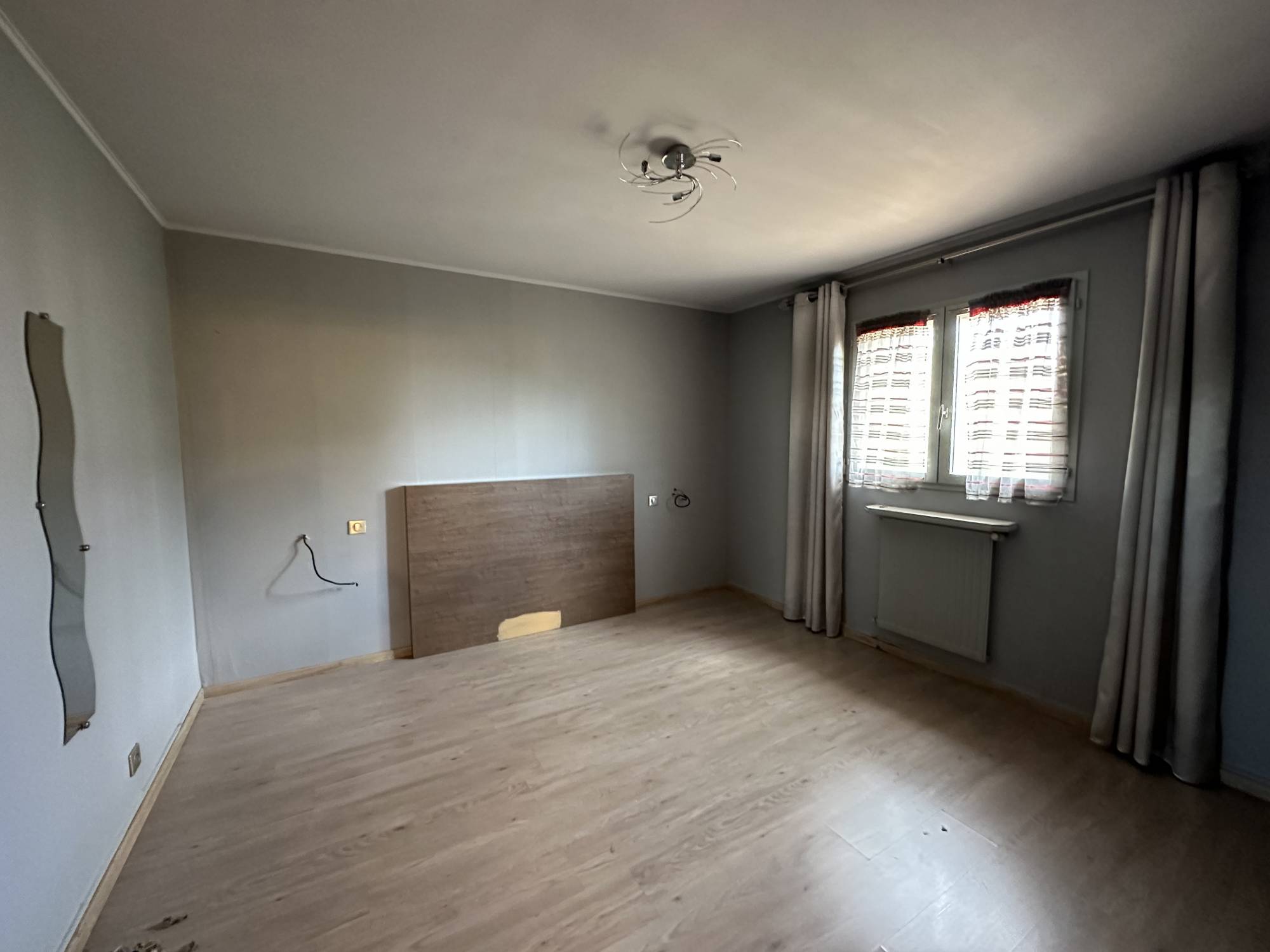 A acheter maison avec jardin et garage sur le village de Château Gombert 13013 Marseille