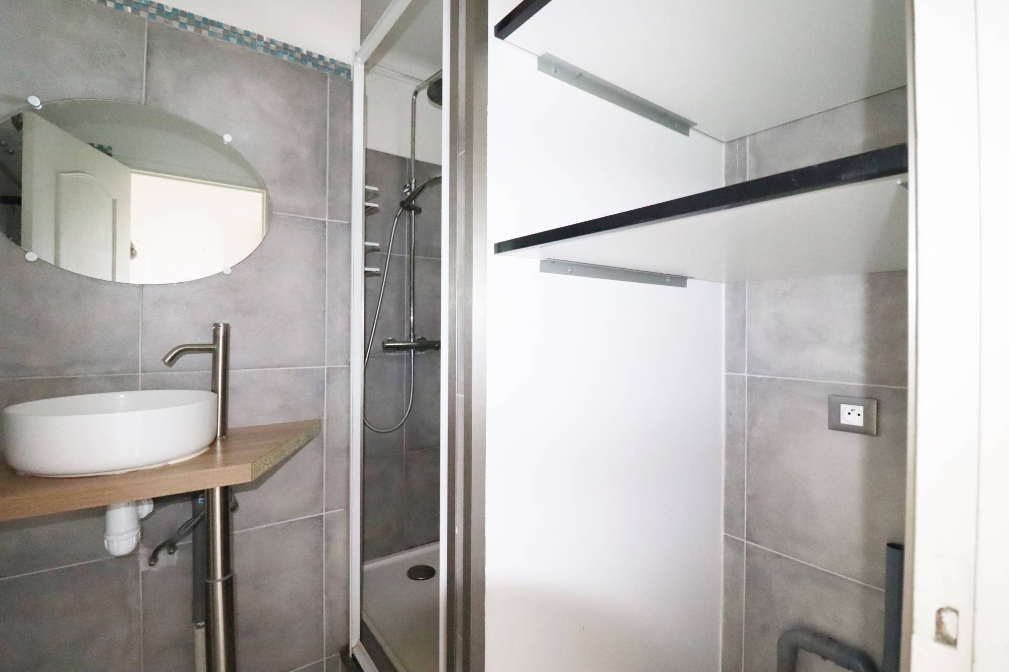 A vendre appartement 3 pièces avec balcon secteur Bon Secours 13005 Marseille