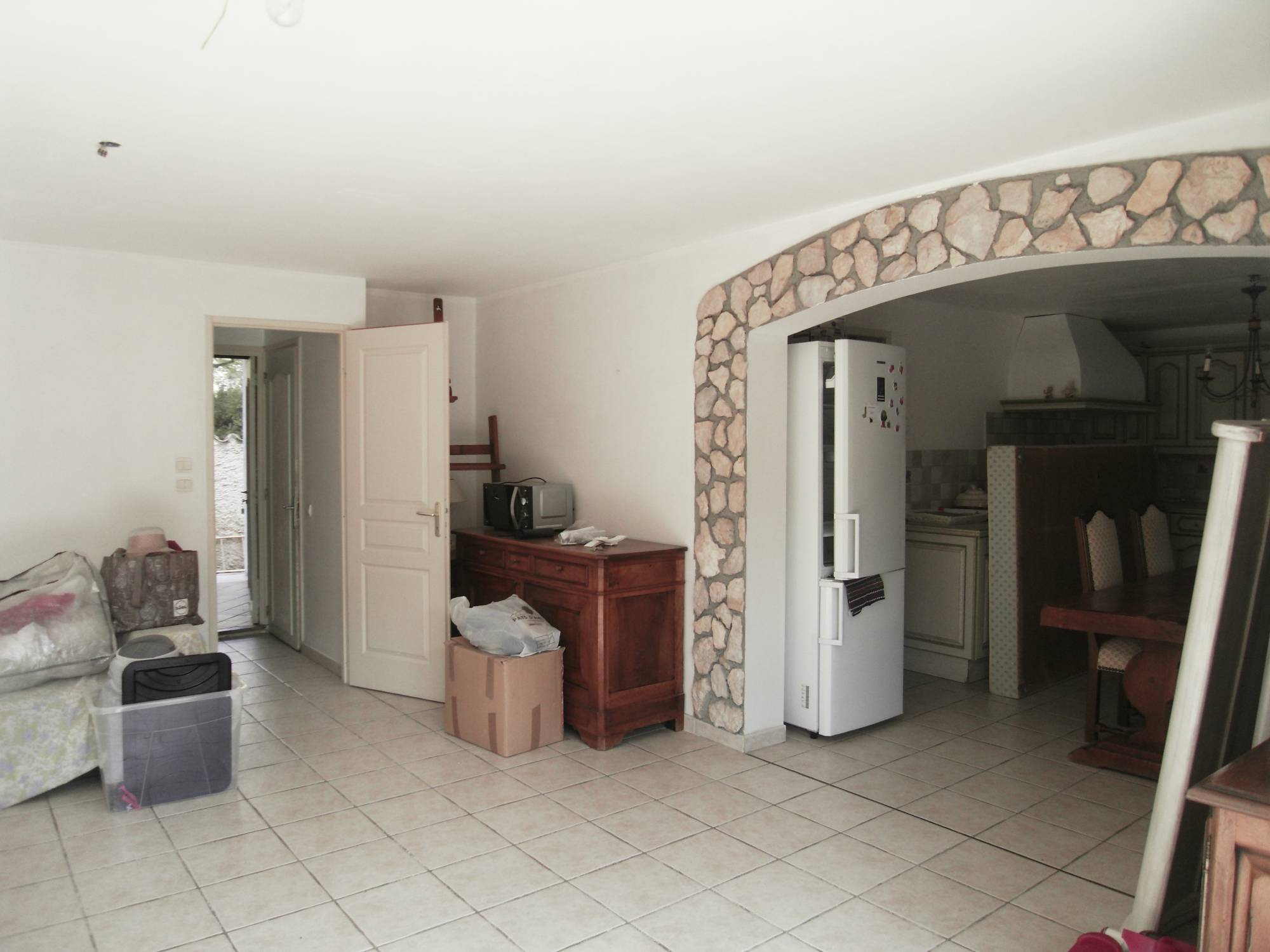 A vendre Secteur résidentiel de la Rose T3 situé en rez de chaussée d'une villa avec piscine et jardin privatif