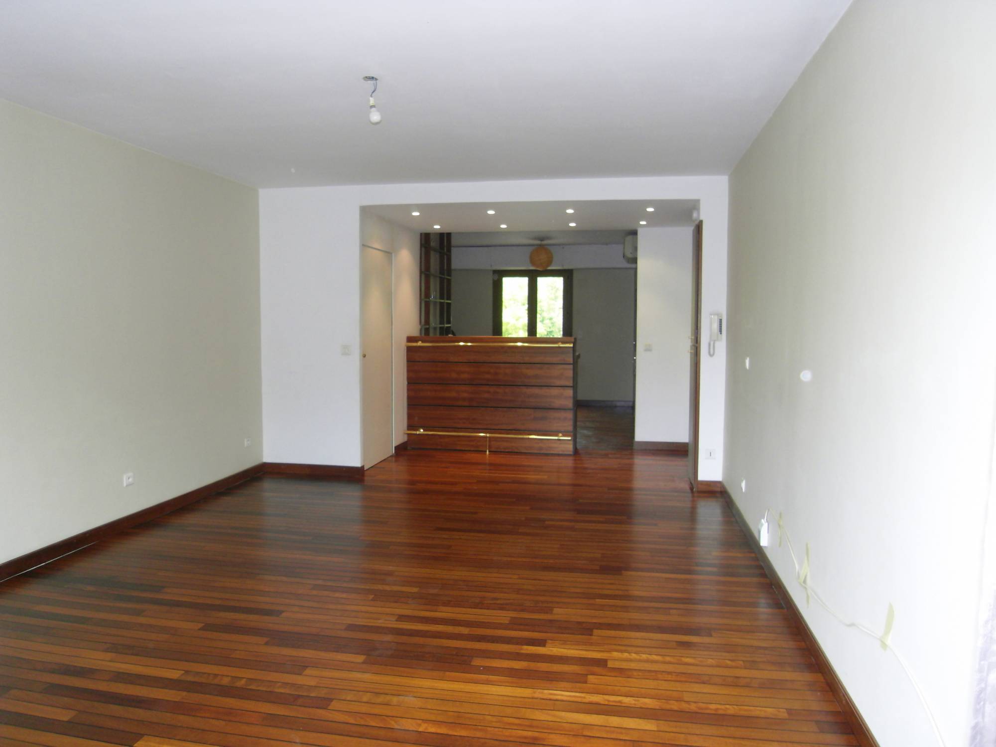A vendre appartement de type 3 de 73 m² avec parking et cave