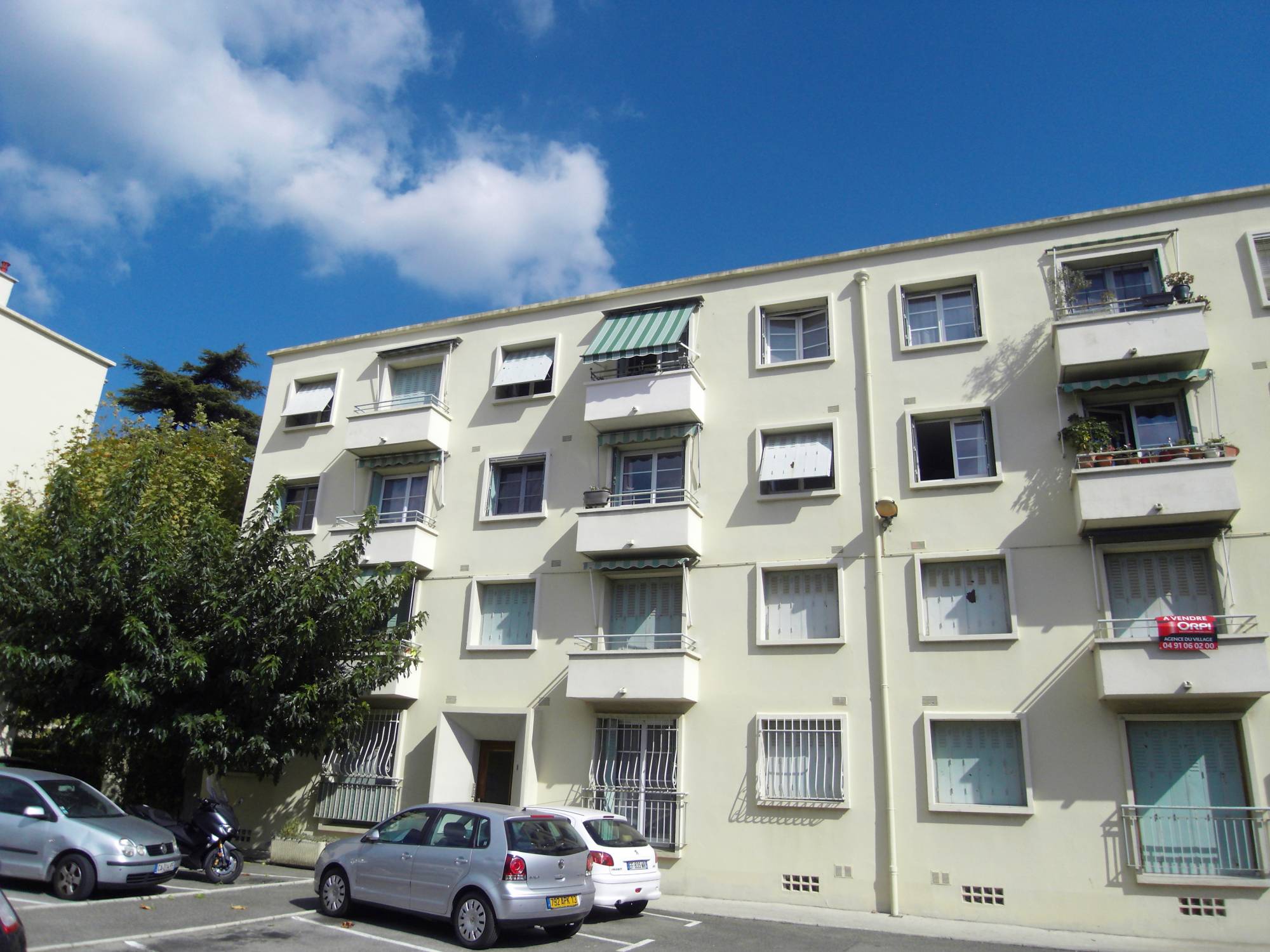 A vendre T3/4 Saint Barnabé/Bois Luzy 13012 avec garage