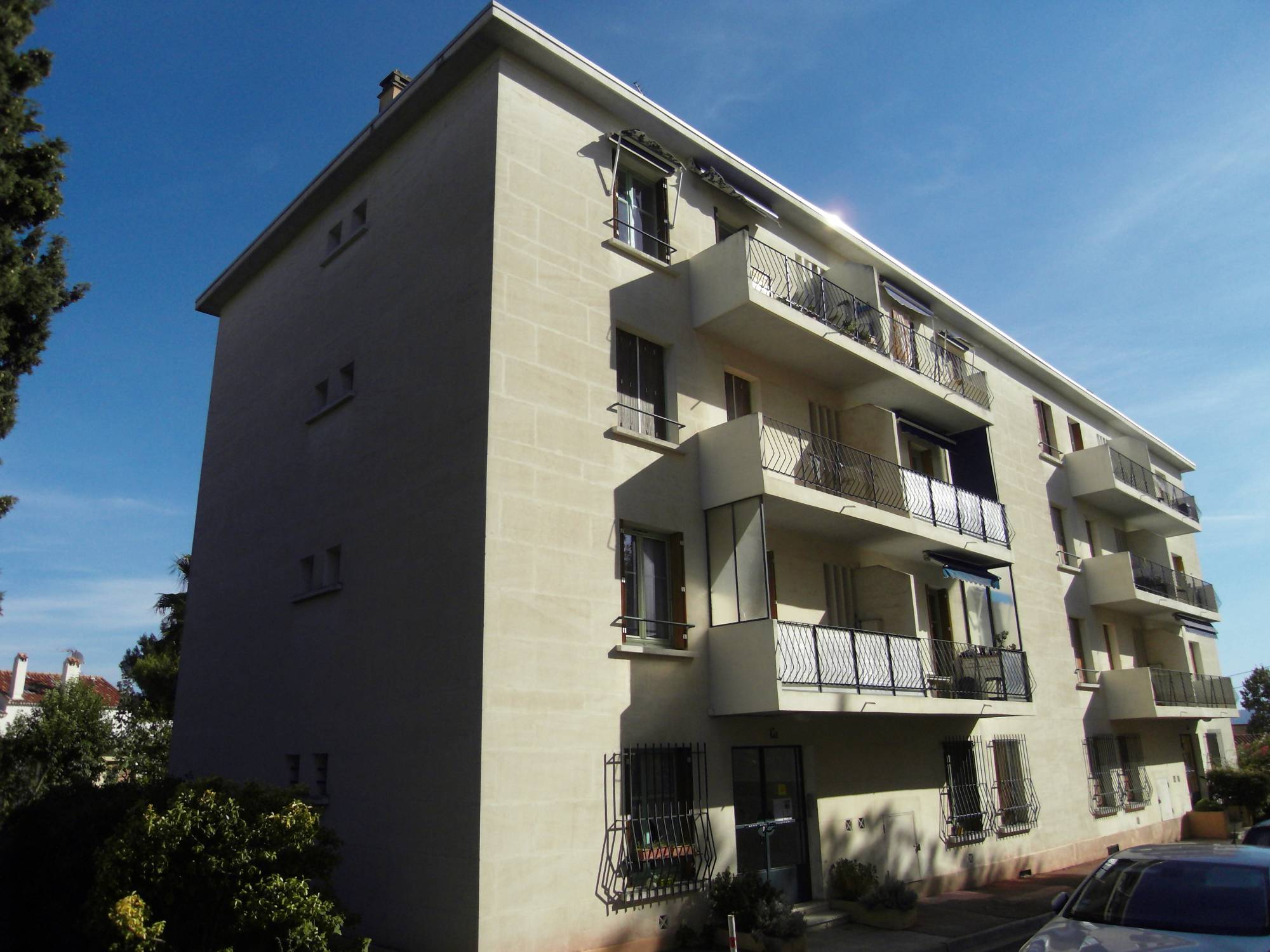A la vente Saint Barnabé 13012 Appartement 2 pièces à rénover