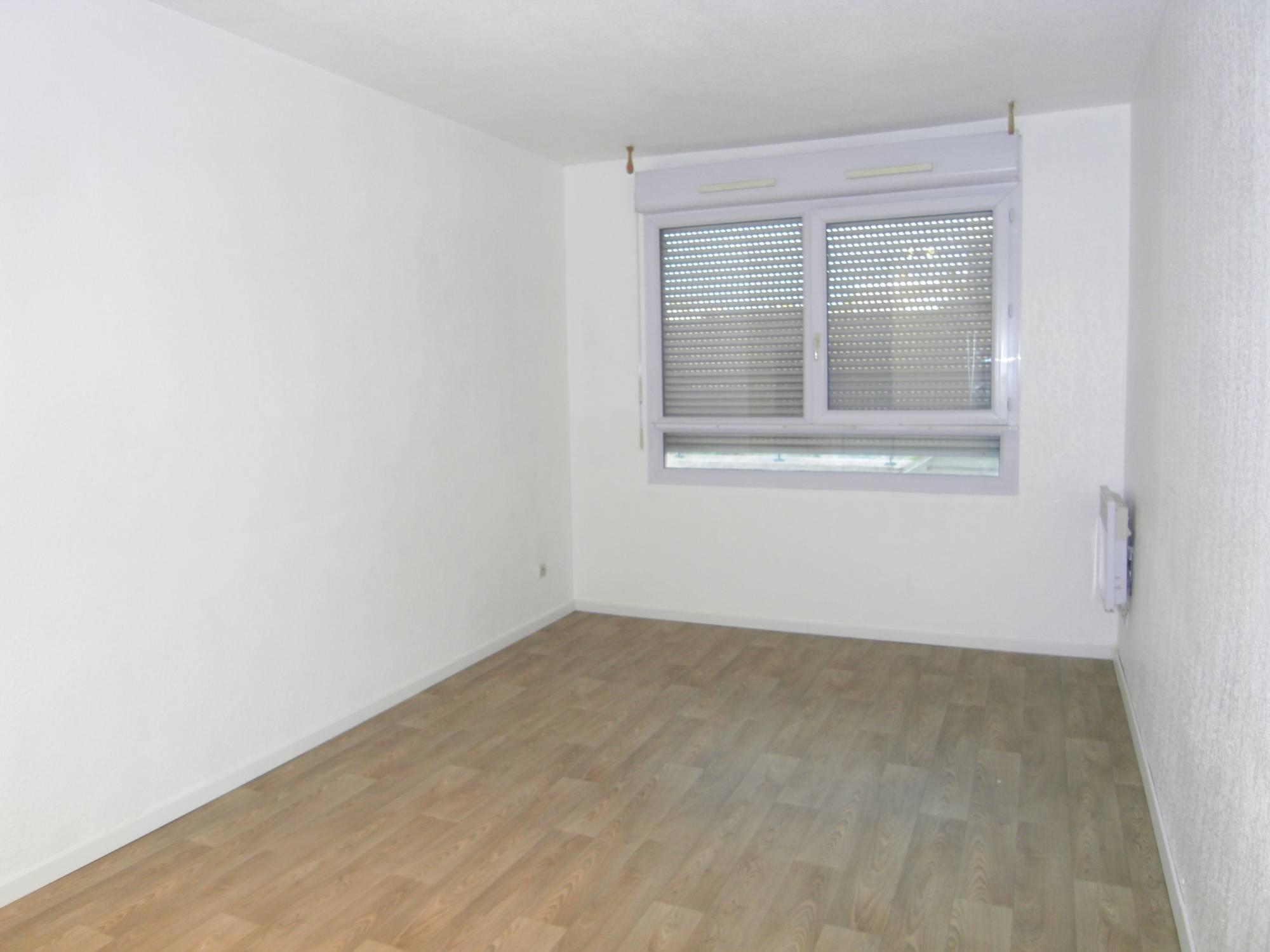 A vendre studio occupé (investissement locatif) de 18 m² Quartier Saint Charles 13003 Marseille