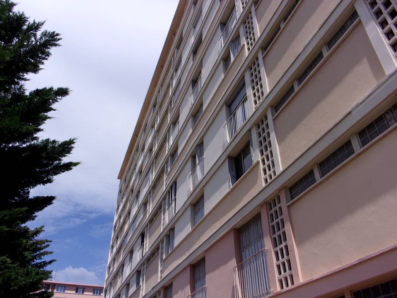 a vendre sur le secteur de la rose un appartement de 3 pièces d'environ 56 m² en dernier étage
