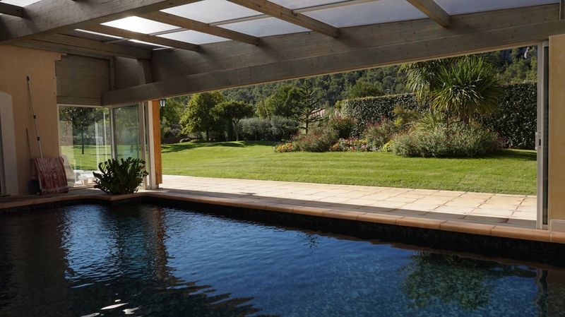 à vendre propriété dans parc arboré Gemenos 13420