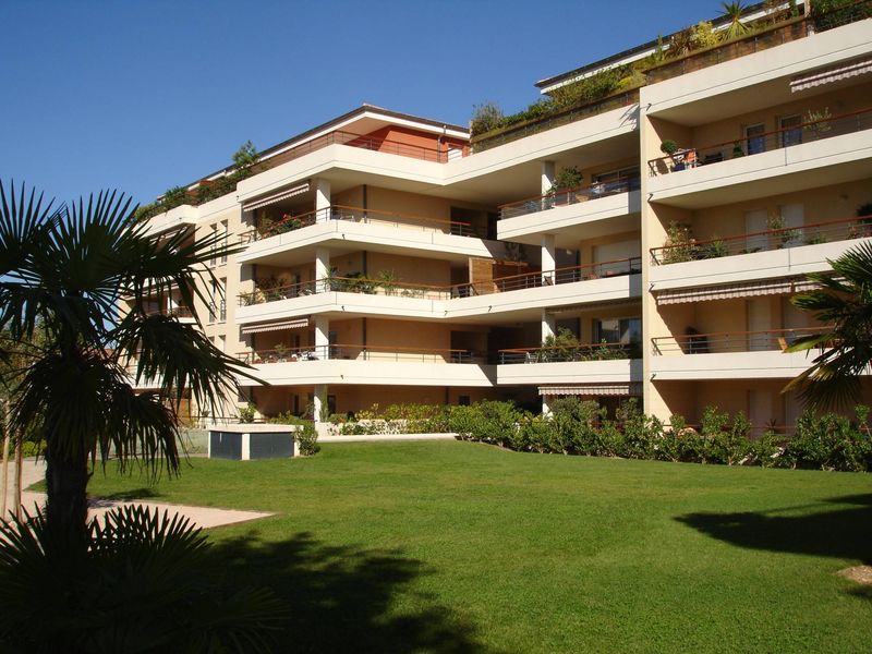 Investissement locatif -  Appartement 3 pièces avec grande terrasse en rdc Bois Luzy 13012 Marseille
