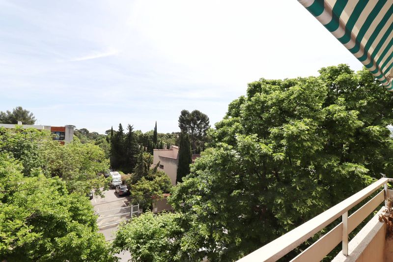 A vendre appartement 3 pièces 78 m² avec balcon et cave Saint Julien / Comtesse 13012 Marseille
