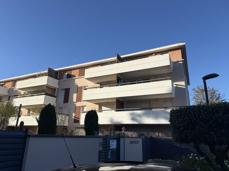 À vendre – Studio en résidence récente, spécial investisseur