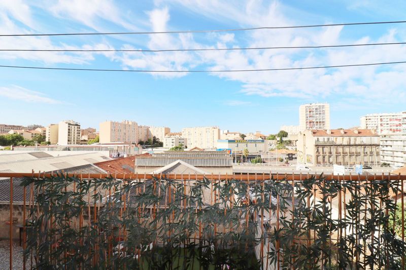 A vendre appartement 3 pièces avec balcon secteur Bon Secours 13005 Marseille