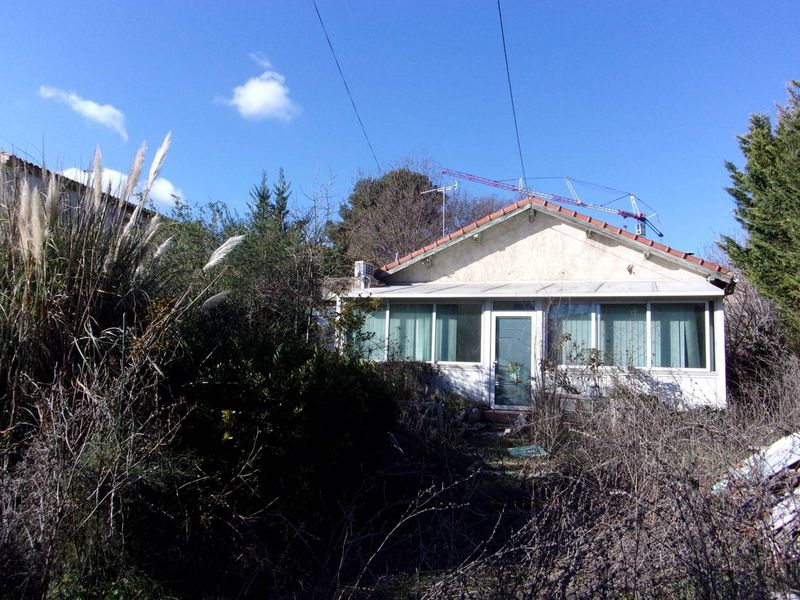 A vendre Secteur Les 4 saisons 13011 MARSEILLE Maison type 3 à rénover entièrement