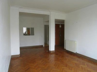 appartement T3 bourgeois marseillais de 93 m² à vendre à Marseille 13004, quartier 5 Avenues