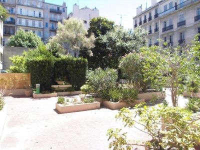 A la vente à Marseille Castellane 13006 appartement T2 de 44 m²