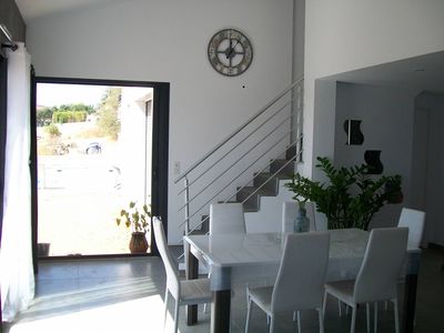 A vendre à Plan de Cuques villa neuve de 6 pièces avec piscine