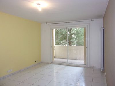 A vendre 13009 MARSEILLE valmont redon  T3 avec place de parking privative