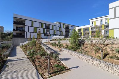 A vendre, résidence neuve, dernière opportunité, appartement 2 pièces 35 m² avec place de parking privative et terrasse 13400 Aubagne