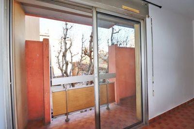 A vendre Spécial investissement locatif - Appartement 1 pièces de 29 m2 avec balcon en plein coeur du Centre ville de Marseille Quartier Saint Lazare 13003 Marseille
