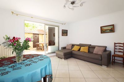 A vendre maison de village de 91 m² avec terrasse de 20 m² situé en plein coeur du village de Saint Barnabé 13012 Marseille