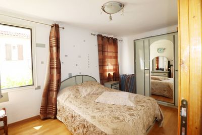 A vendre maison de village de 91 m² avec terrasse de 20 m² situé en plein coeur du village de Saint Barnabé 13012 Marseille