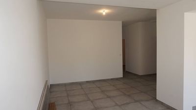 Contactez l'agence Provencia immobilier au 04.91.34.30.00 si vous souhaitez de plus amples informations sur la vente de cette maison de ville type 3 sur le 13012 Marseille.